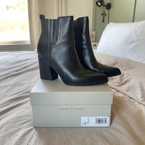 MARC FISHER OSHAY BLACK LEATHER BOOTIE